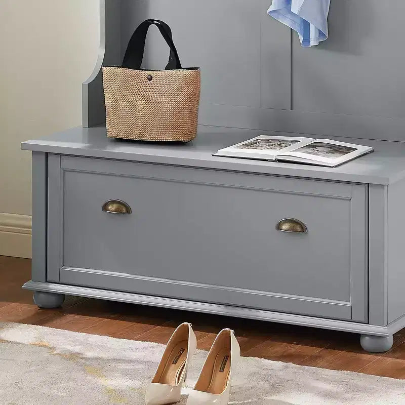 Meuble d'entrée 4-en-1 avec porte-manteau, banc de rangement, patères et étagères ouvertesBanc à chaussures style ferme pour vestiaires et couloirs