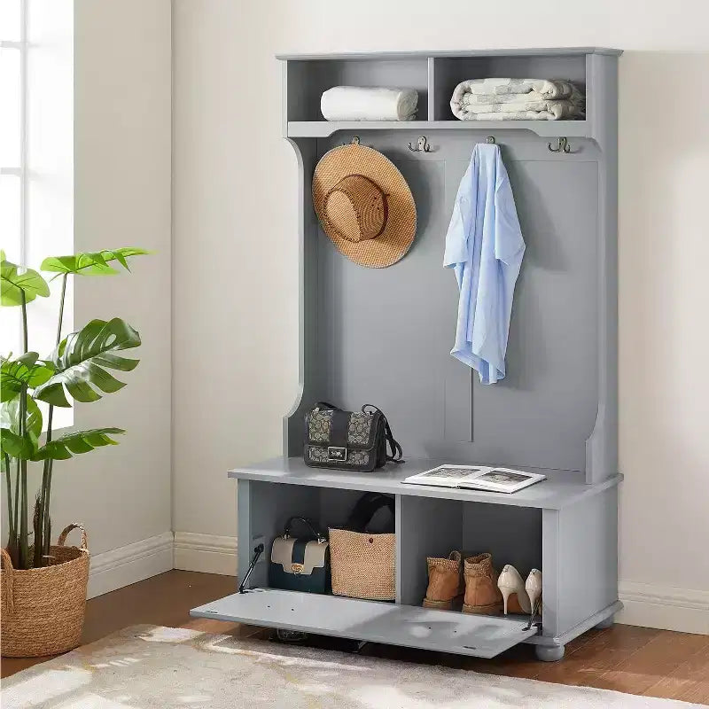 Meuble d'entrée 4-en-1 avec porte-manteau, banc de rangement, patères et étagères ouvertesBanc à chaussures style ferme pour vestiaires et couloirs